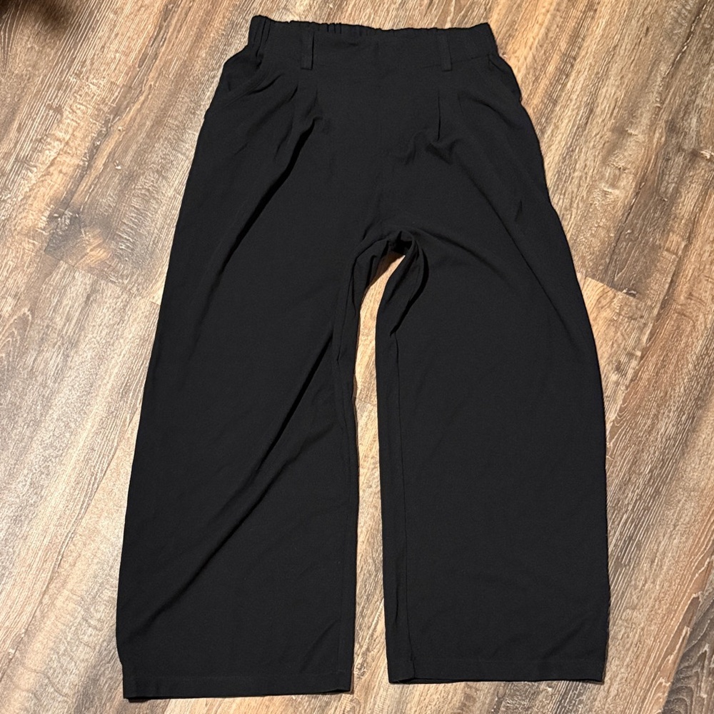 HALARA Black Wide-Leg Pull-On Pants